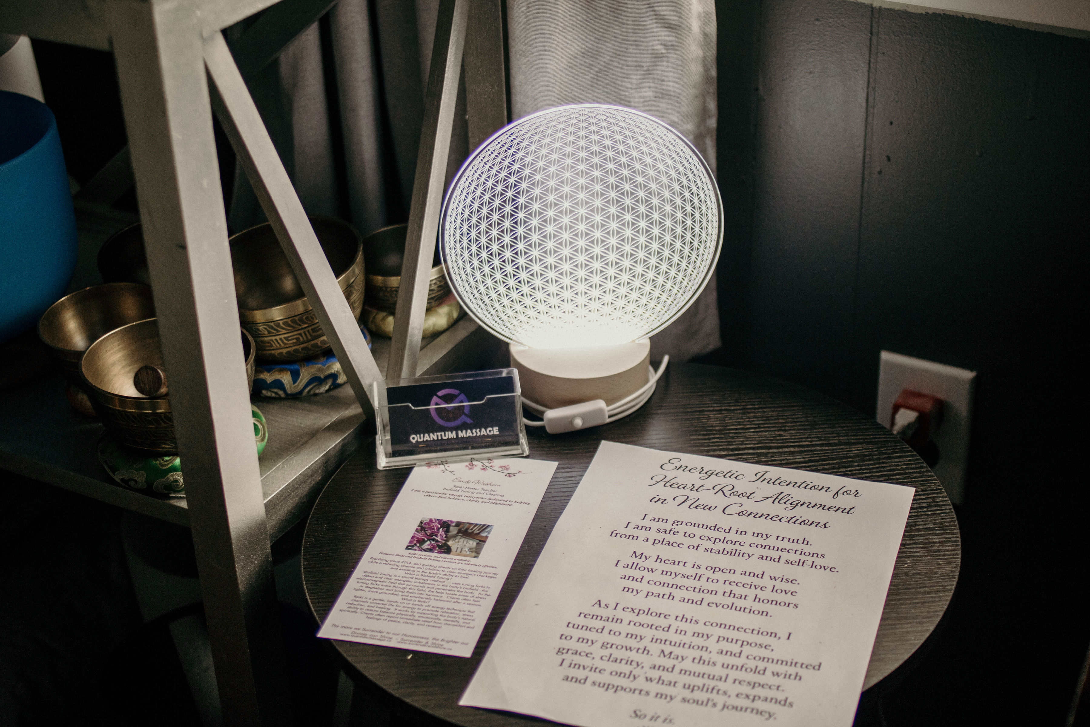 Quantum Massage lamp and treatment details